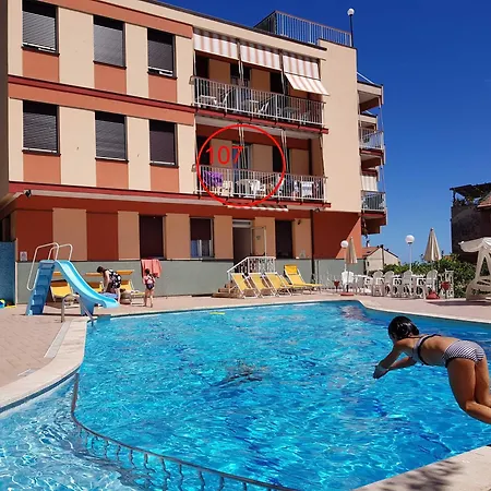 Aparthotel Olivotti 3*
