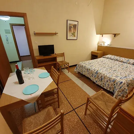 Aparthotel Olivotti 3*