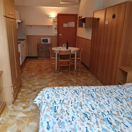 Olivotti 3*